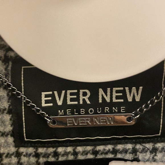 Luxury Wrap Coat - Picture 3 of 4